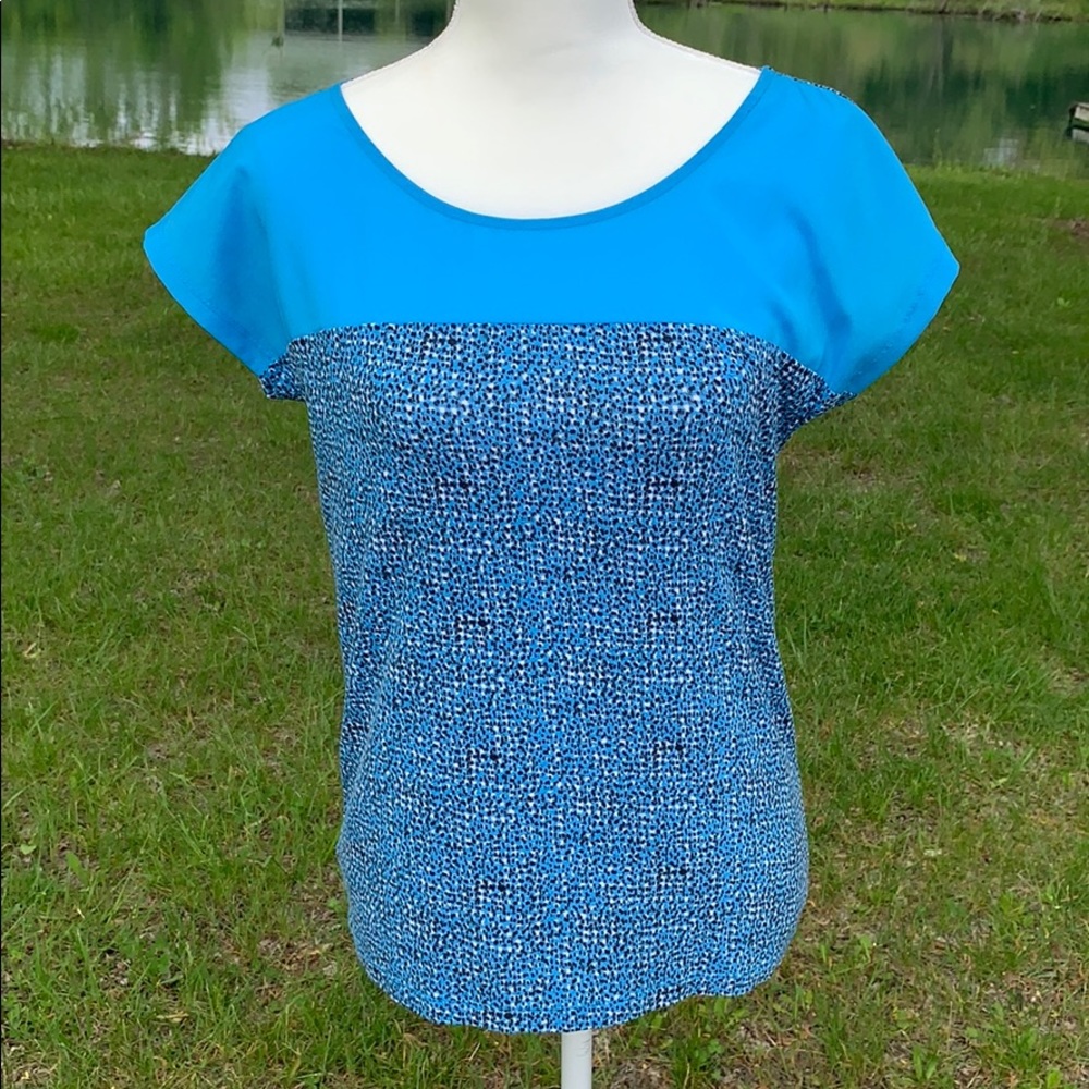 Ann Taylor Blue White and Black Blouse Size XS